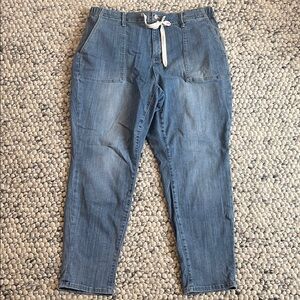 Judy Blue Blue Jeans with White Tie